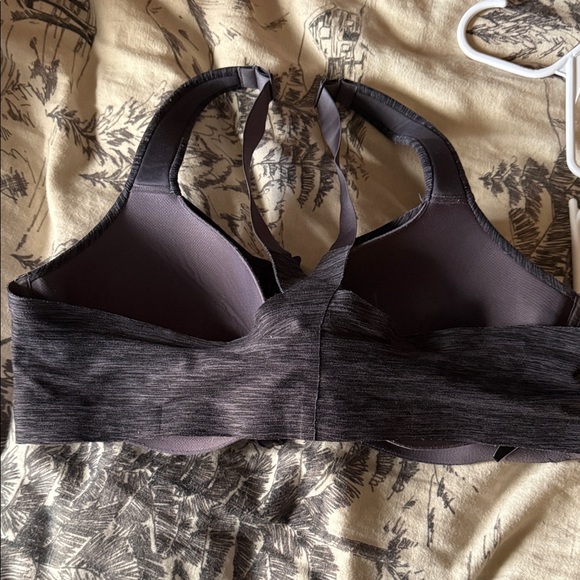 Victoria's Secret Knockout PurpleGray Front-Zip Sports Bra - Picture 3 of 3